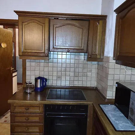 Mit Perfekter Verkehrsanbindung Apartment